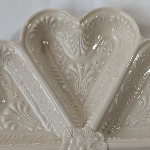 Metropolitan Museum Of Art Ceramic Hearts Shortbread Cookie Mold Discontinued - Picture 7 of 7